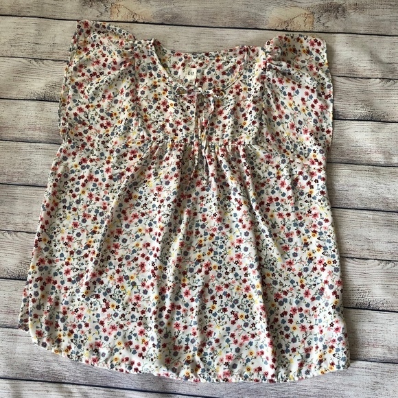 Gap Floral Print Sleeveless Flutter Top Size S - Picture 1 of 5
